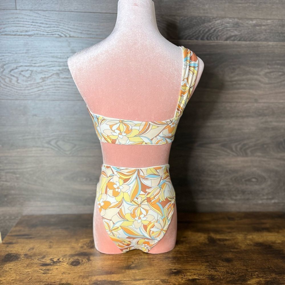 l*space Nancy Lee Printed Bitsy Bikini Bottom in Sunshine Floral. Size Small-New - Picture 13 of 15